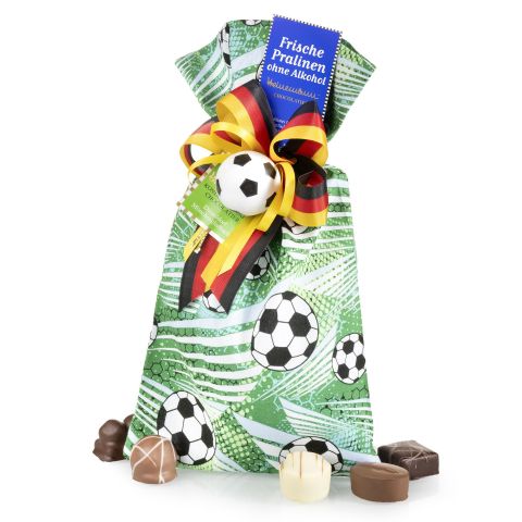 Pralinen ohne Alkohol im Stoffsäckchen mit Fußball Motiv 120g