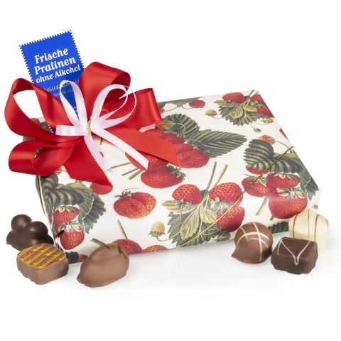 Schachtel in Erdbeerpapier Pralinen ohne Alkohol